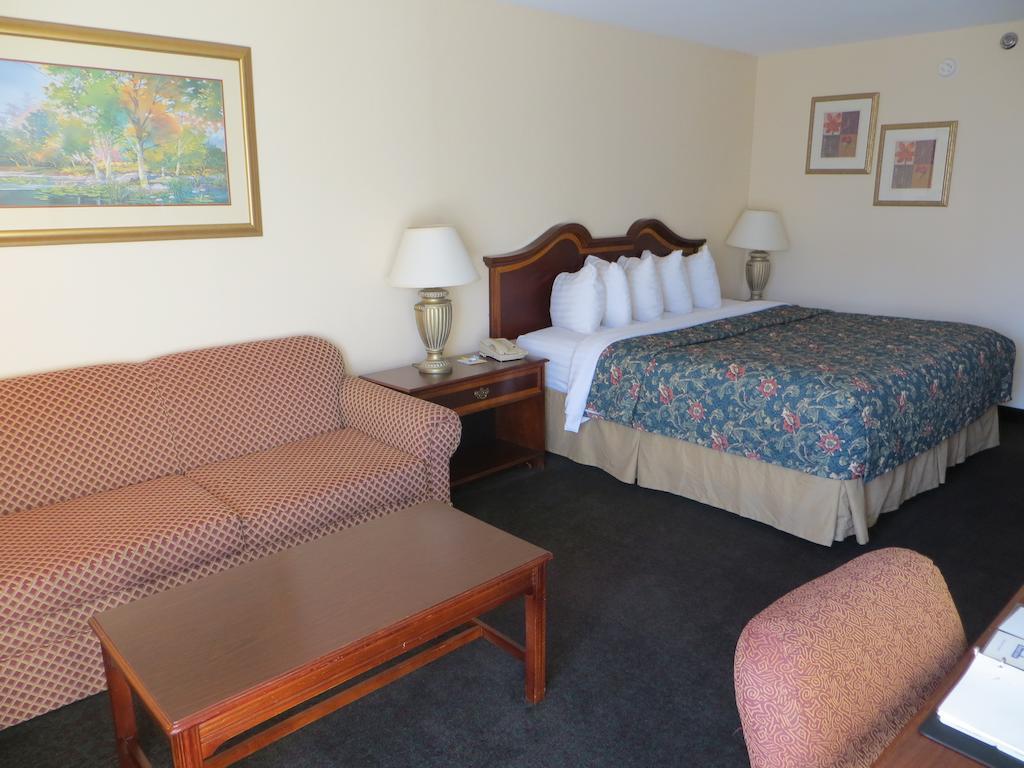 Days Inn By Wyndham Grand Island I-80 Doniphan Luaran gambar
